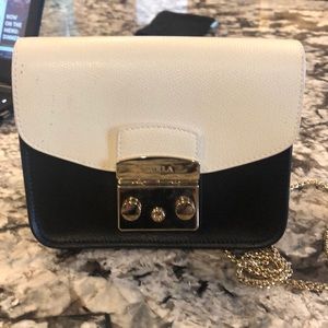 Furla metropolis mini cross body